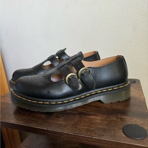 Dr Marten’s - 8065 Smooth Leather Mary Jane Shoes- brand new condition